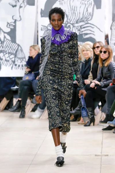 Look 39